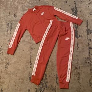 Girls medium (8-10) pink & white Nike track suit, only worn once